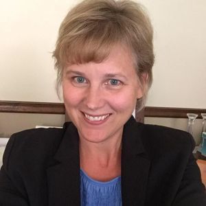 Meet your Posher, Ellen